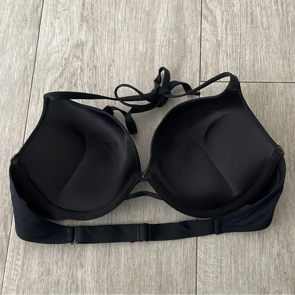 Ardene Swim Underwire Pushup Bikini Top
Black - Picture 3 of 5